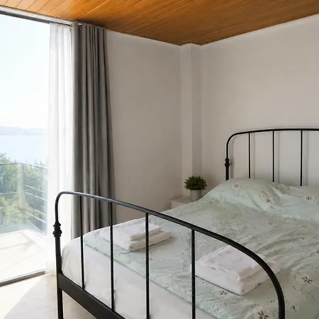 Afremar Estate * Néa Fókaia
